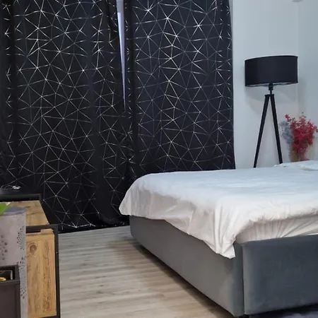 Ematrip דירה קריובה